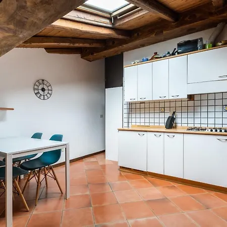 Apartment Mansardina Nosadella 9 By Wonderful Italy *